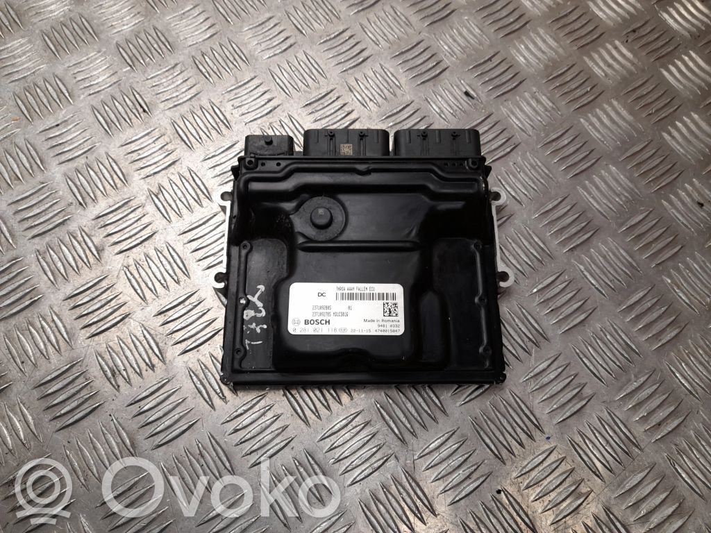 Nissan Primastar Engine control unit/module 