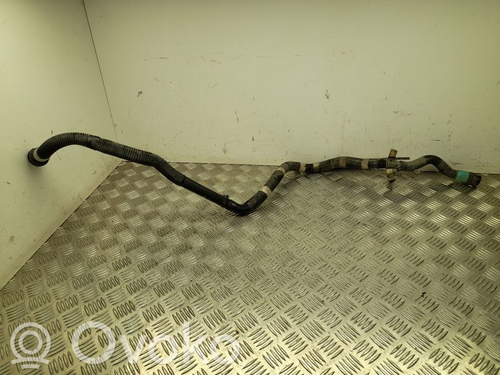 Engine coolant pipe/hose   150133200C,VD34349