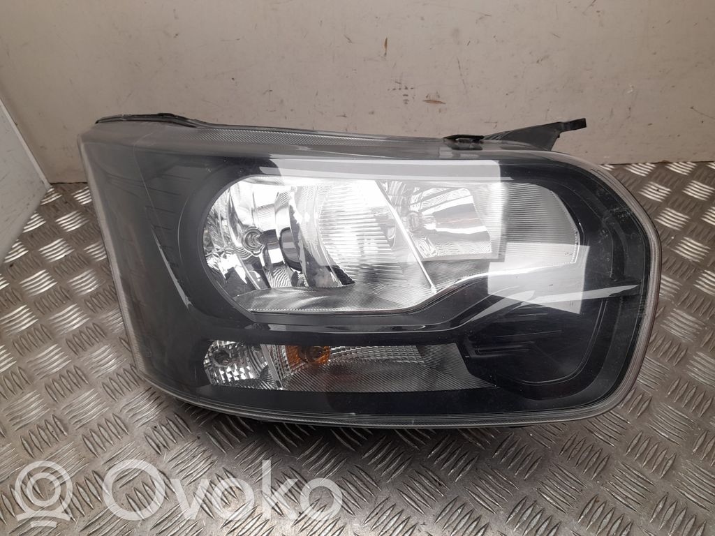 Ford Transit Phare frontale 