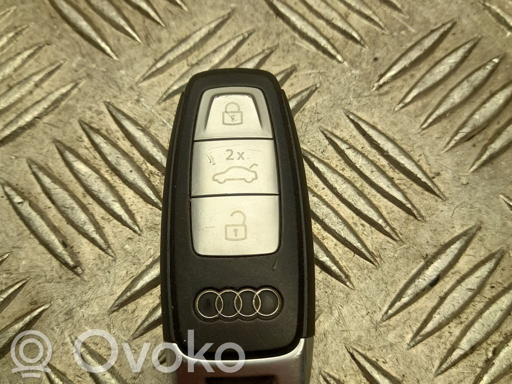 Volkswagen Golf VIII Virta-avain/kortti 