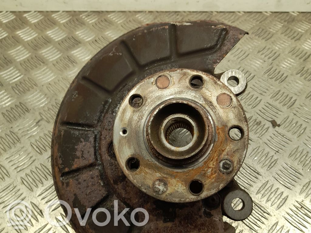 Volkswagen Caddy Mozzo ruota anteriore 