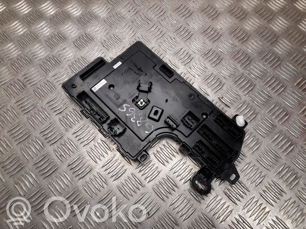 Tesla Model 3 Module confort 