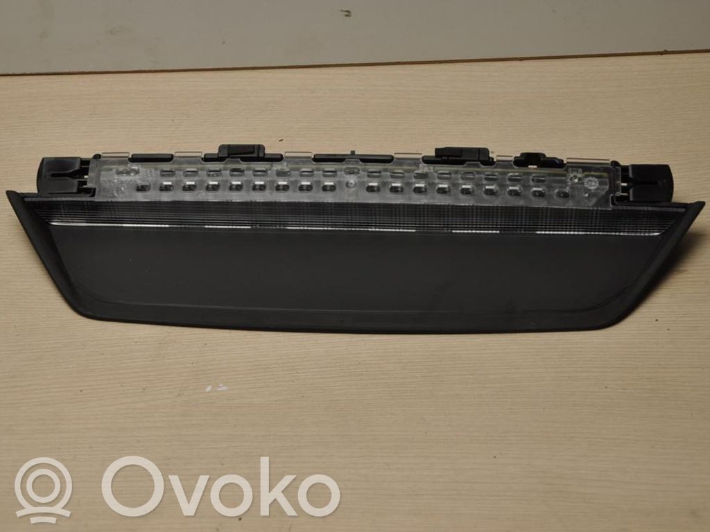 BMW 2 F44 Trzecie światło stop 