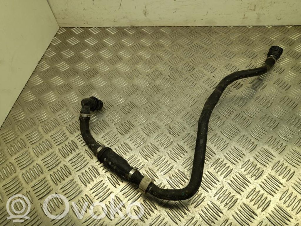 BMW iX1 Engine coolant pipe/hose 
