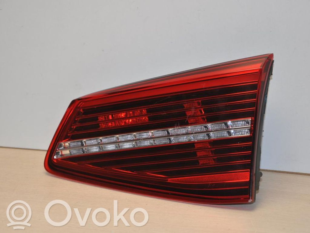 Lampy tylnej klapy bagażnika   3G9945308D,KLEP3525