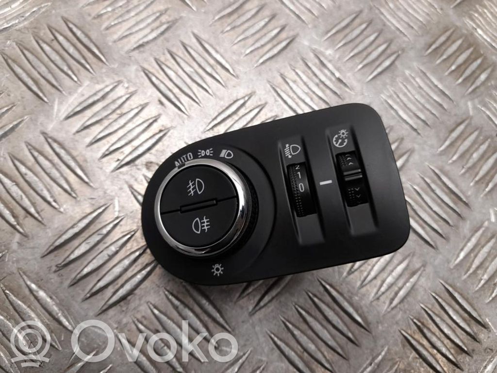 Opel Crossland X Interruptor de luz 