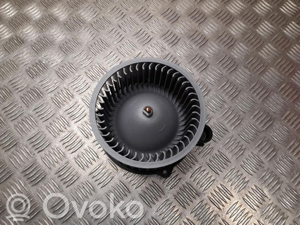 Hyundai Kona II Ventola riscaldamento/ventilatore abitacolo 