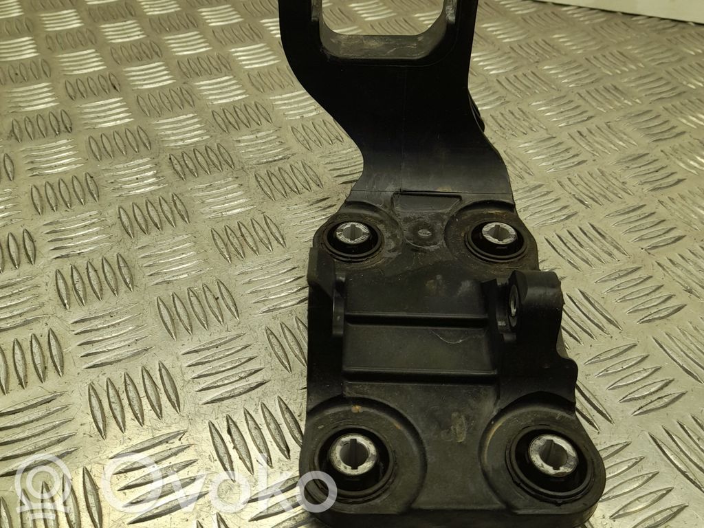 Ford Mustang Mach-E Muffler mount bracket/holder 