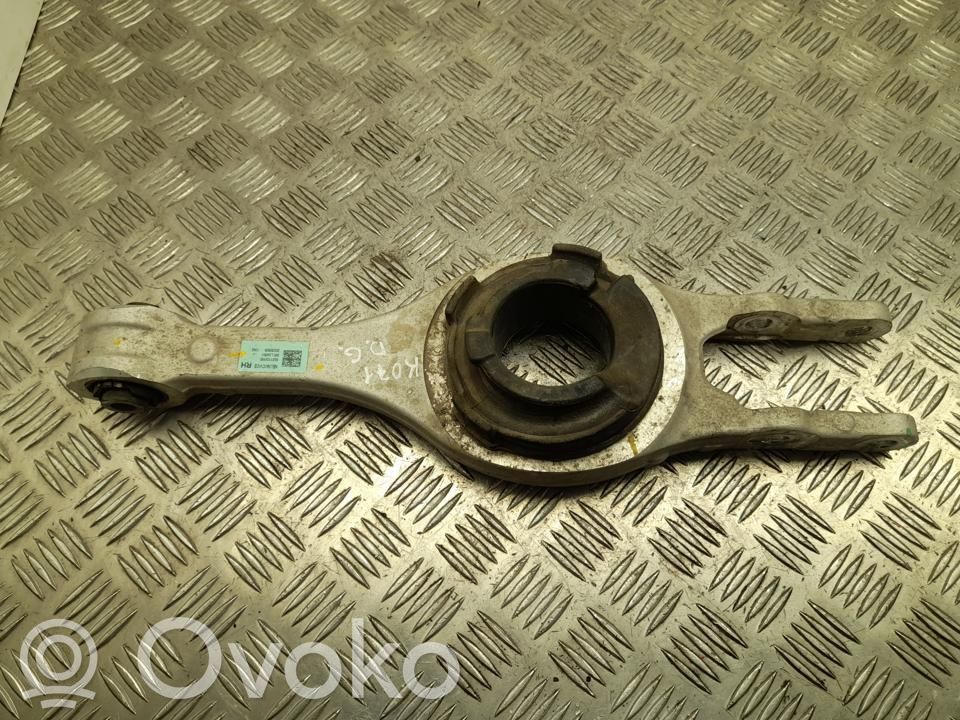 KIA EV6 Galinė šakė 