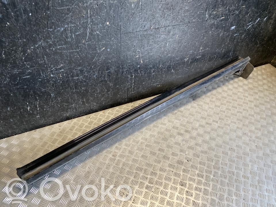 KIA EV6 Front sill (body part) 