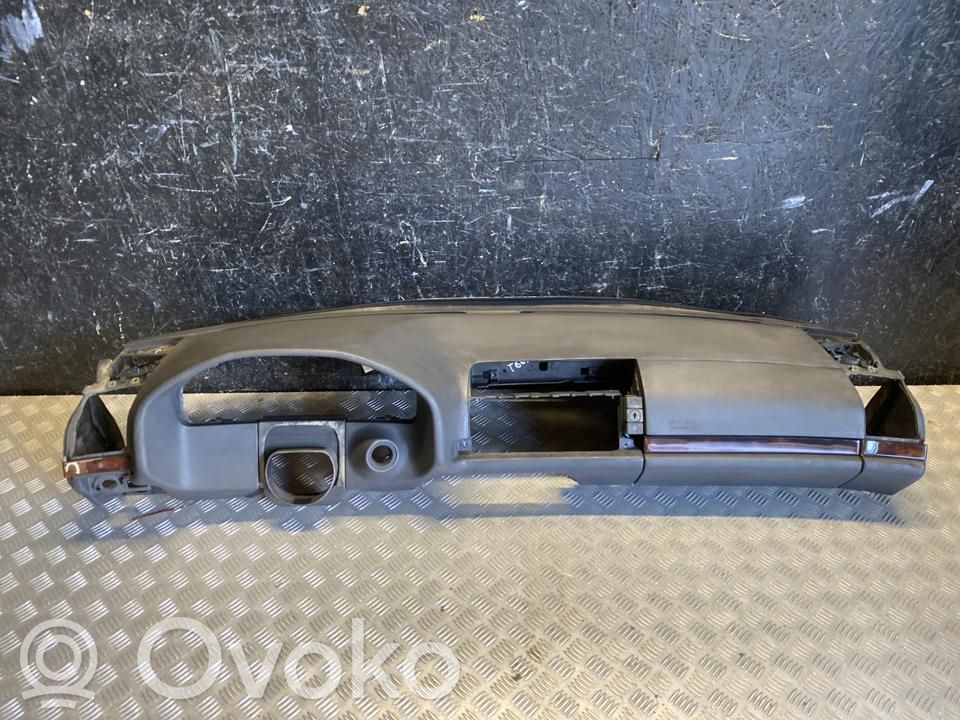 Mercedes-Benz S W140 Bord 