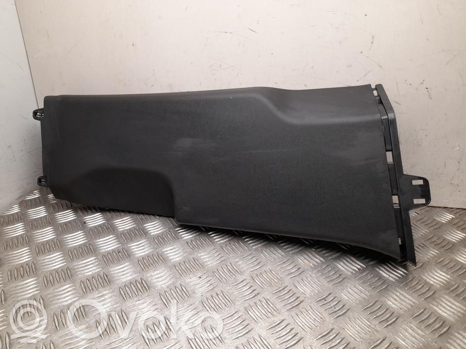 Volkswagen Touareg III Osłona dolna słupka / B 