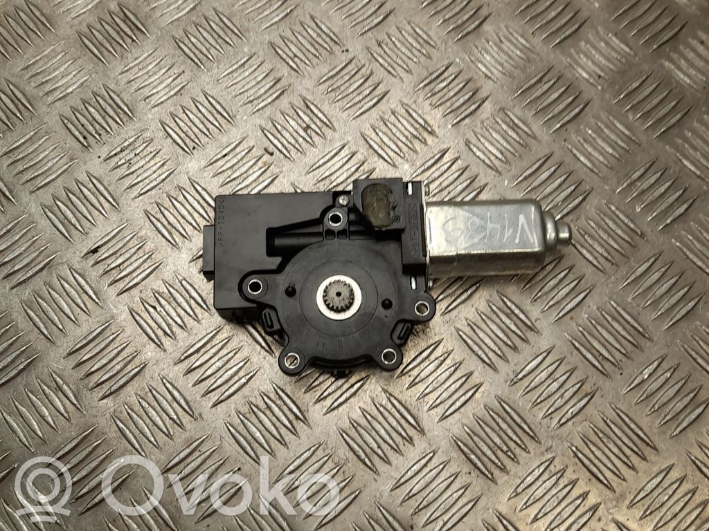 Subaru Legacy Instalación del techo solar eléctrico 