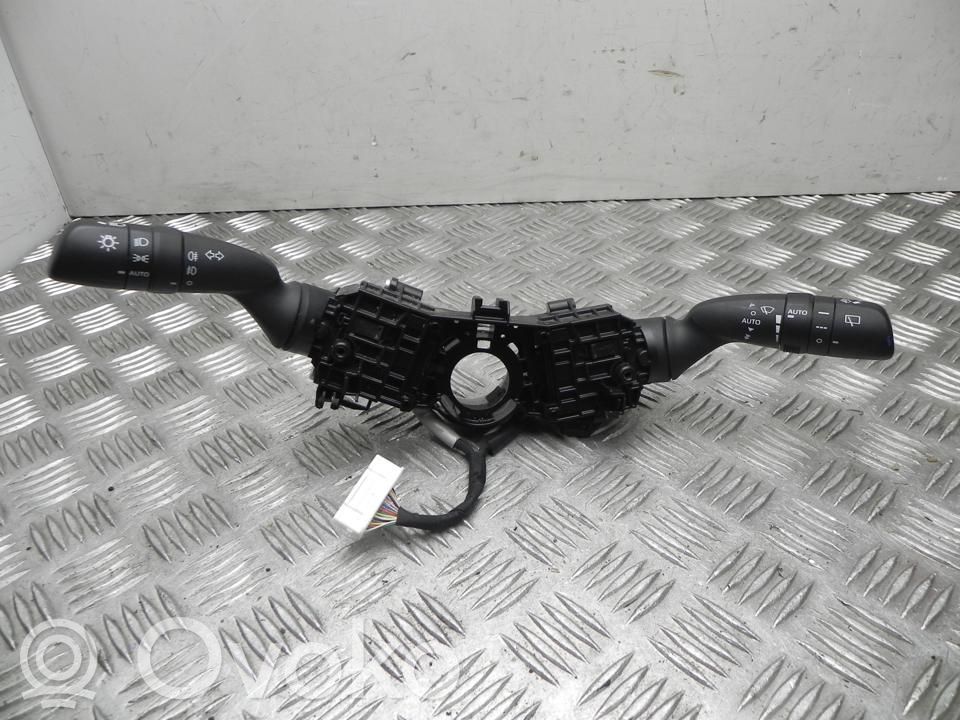 Toyota RAV 4 (XA50) Manetka / Przełącznik kierunkowskazów wycieraczek 