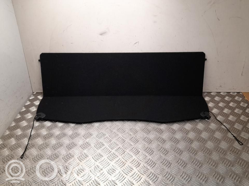 Lexus LBX Hutablage 