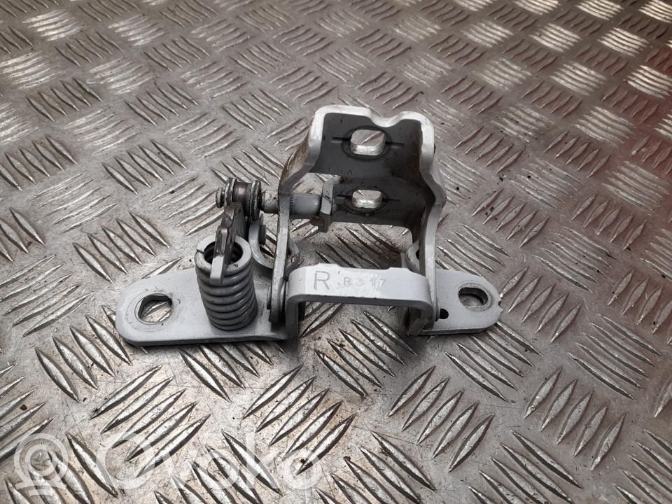 Rear door upper hinge   VR179,001ADA,5L121V,H4257