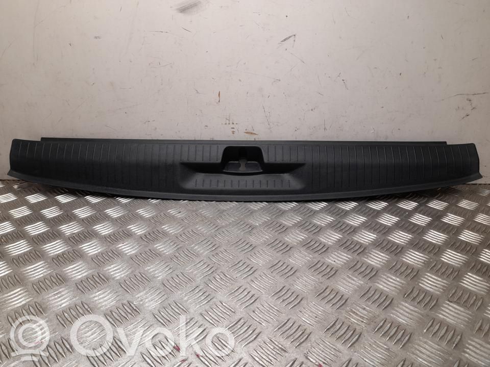 Opel Astra L Protector del borde del maletero/compartimento de carga 