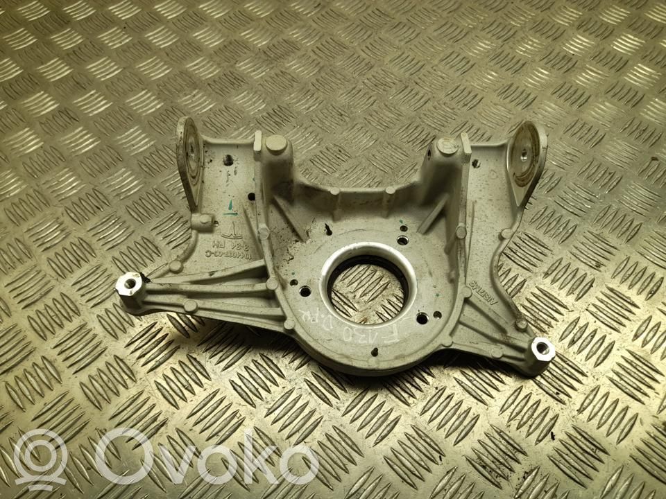 Tesla Model Y Engine mounting bracket 