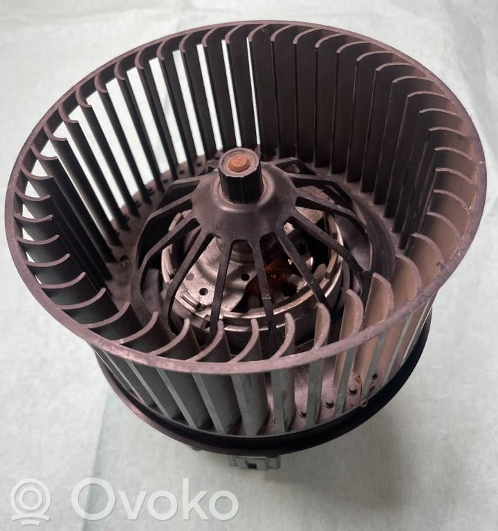 Ford C-MAX II Ventilator aerotermă 