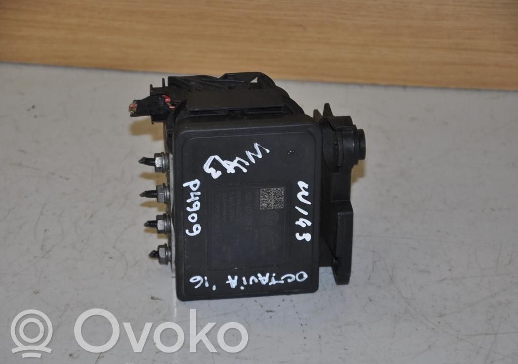 Skoda Octavia Mk3 (5E) Bomba de ABS 