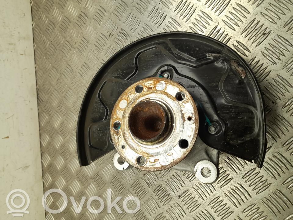 MG MG4 ev Front wheel hub 