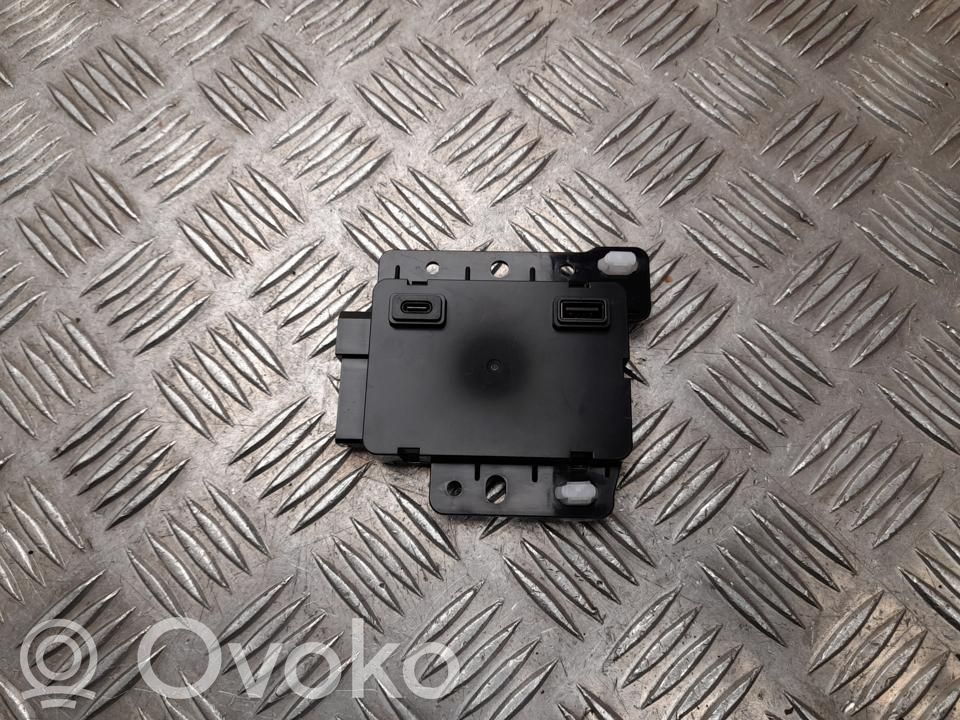 USB socket connector   152226400B,G9300