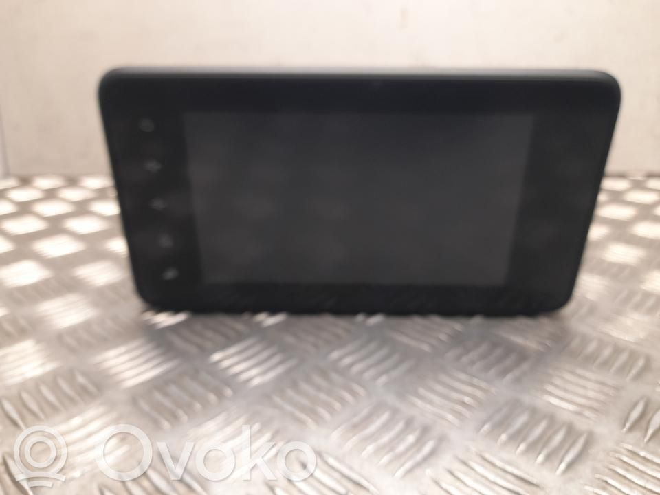 Dacia Sandero Panel / Radioodtwarzacz CD/DVD/GPS 