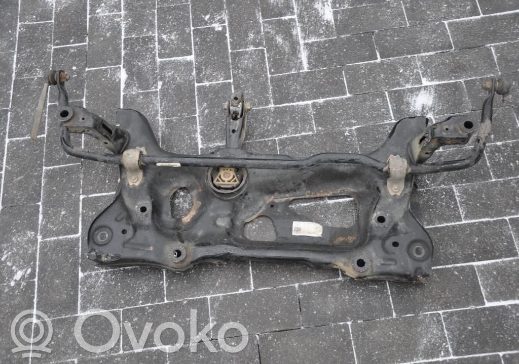 Skoda Karoq Rama pomocnicza przednia 