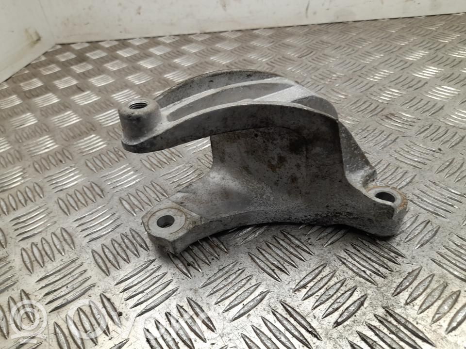 Nissan Ariya Halterung Lager Motor 