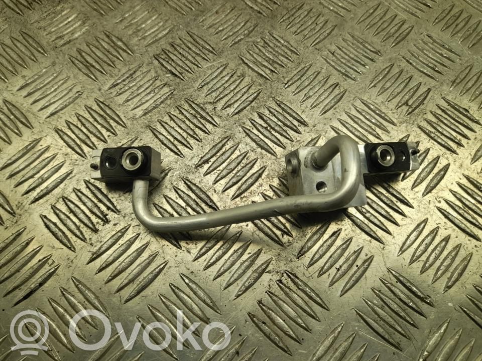 Volkswagen ID.4 Ilmastointilaitteen putki (A/C) 