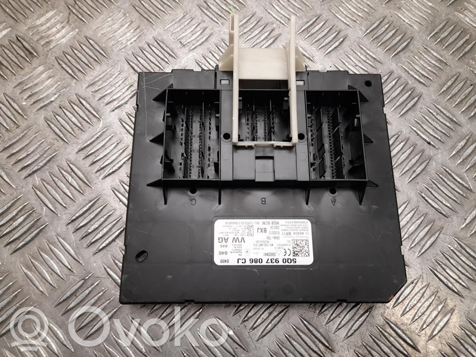 Volkswagen PASSAT B8 Module confort 