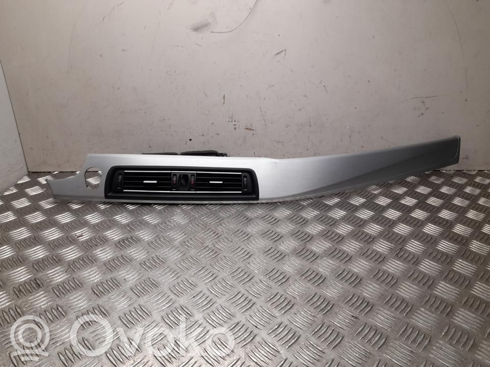 BMW 5 F10 F11 Grilă ventilație centrală 