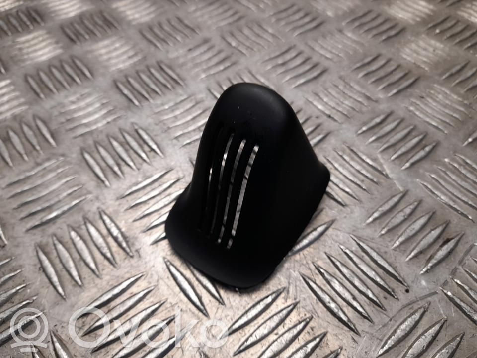 Tesla Model Y Otros repuestos del interior 