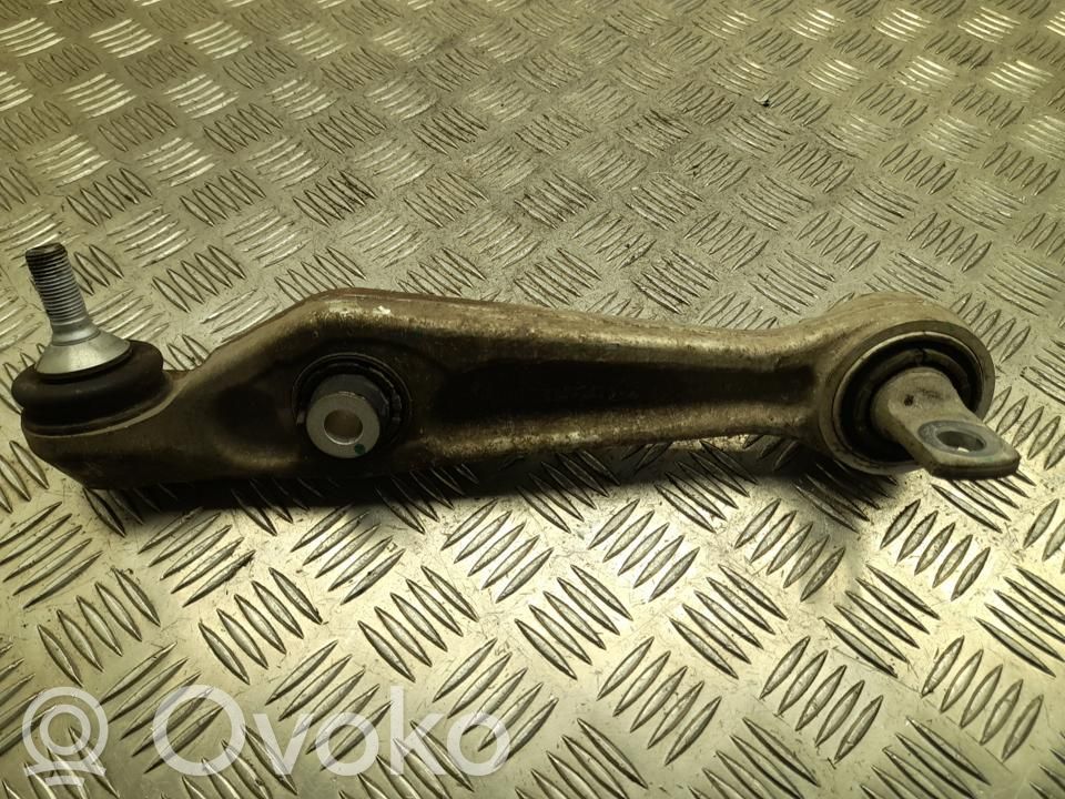Tesla Model 3 Вилы 