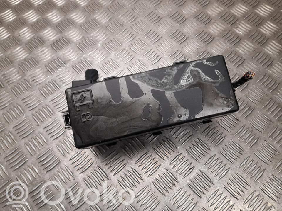 Dodge Challenger Skrzynka bezpieczników / Komplet 