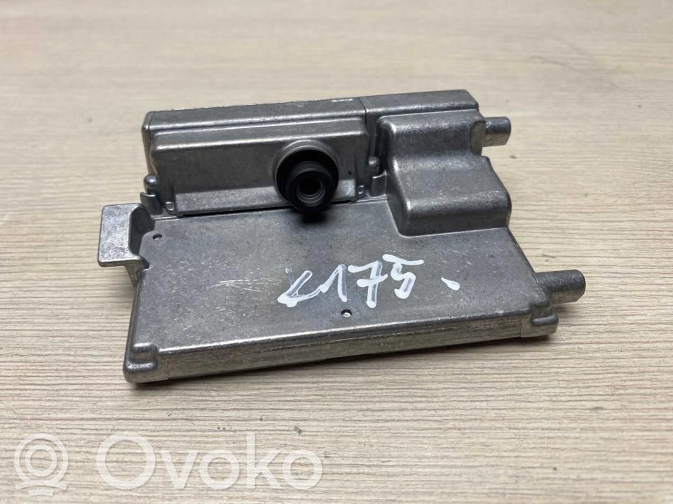 Volkswagen Golf VIII Windshield/windscreen camera 