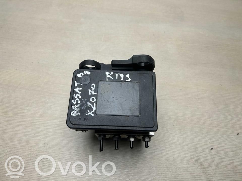 Volkswagen PASSAT B8 ABS Blokas 