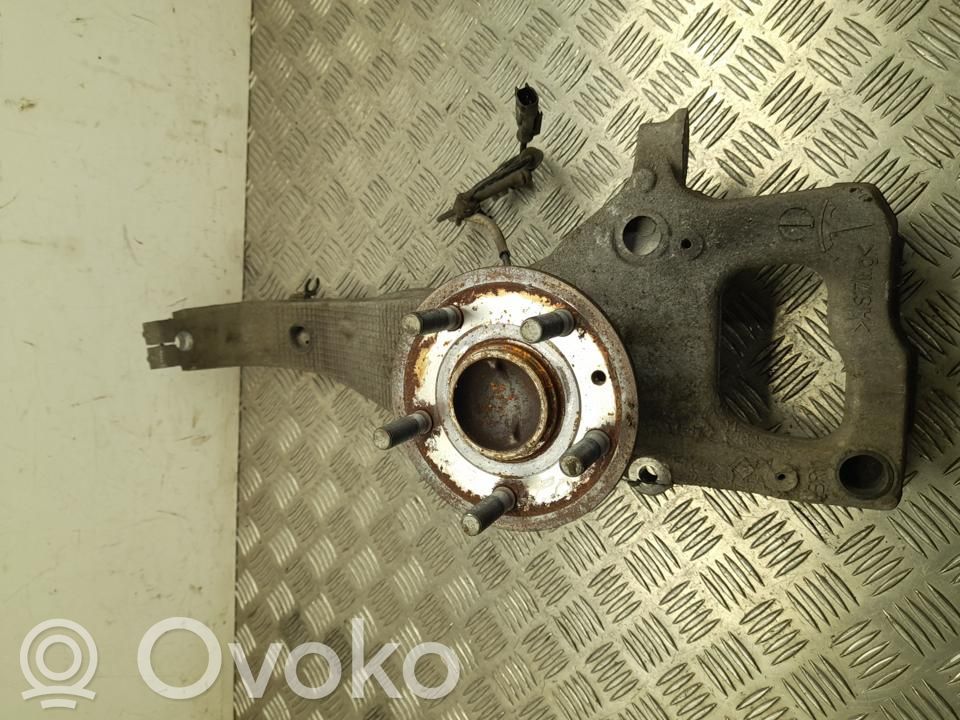 Tesla Model S Cubo de rueda delantera 