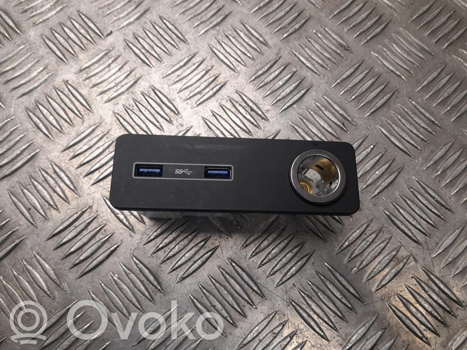 Land Rover Range Rover Sport L494 Enchufe conector USB 