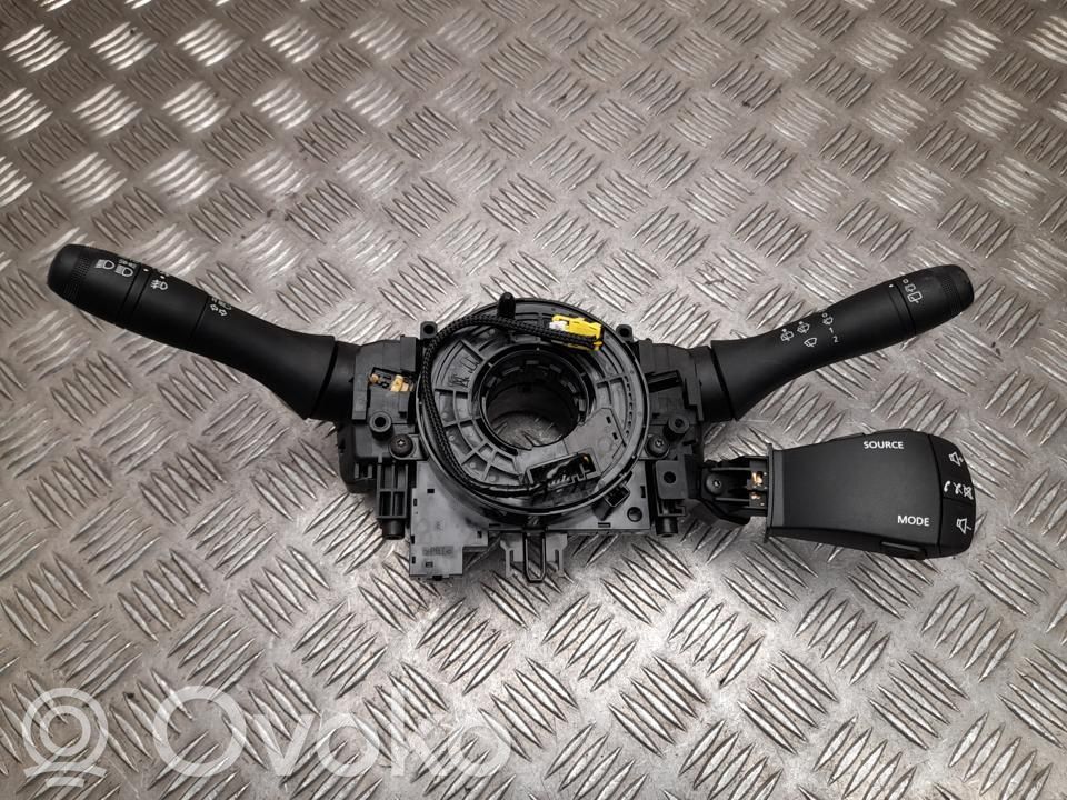 Dacia Jogger Interruptor/palanca de limpiador de luz de giro 