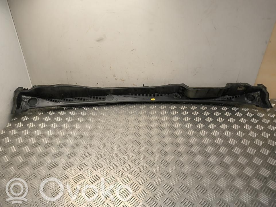 Renault Kangoo III Podszybie przednie 