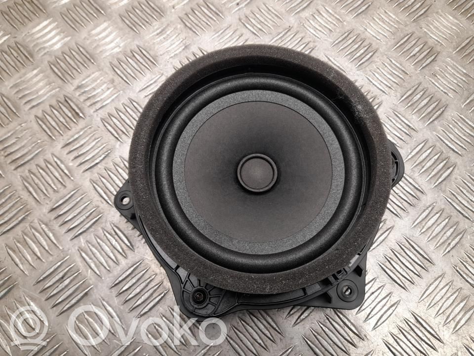 Polestar 4 Altavoz de la puerta trasera 