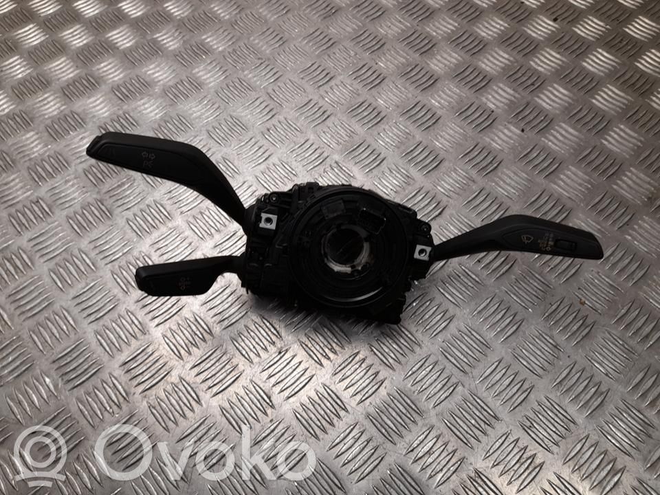 Audi A1 Interruptor/palanca de limpiador de luz de giro 