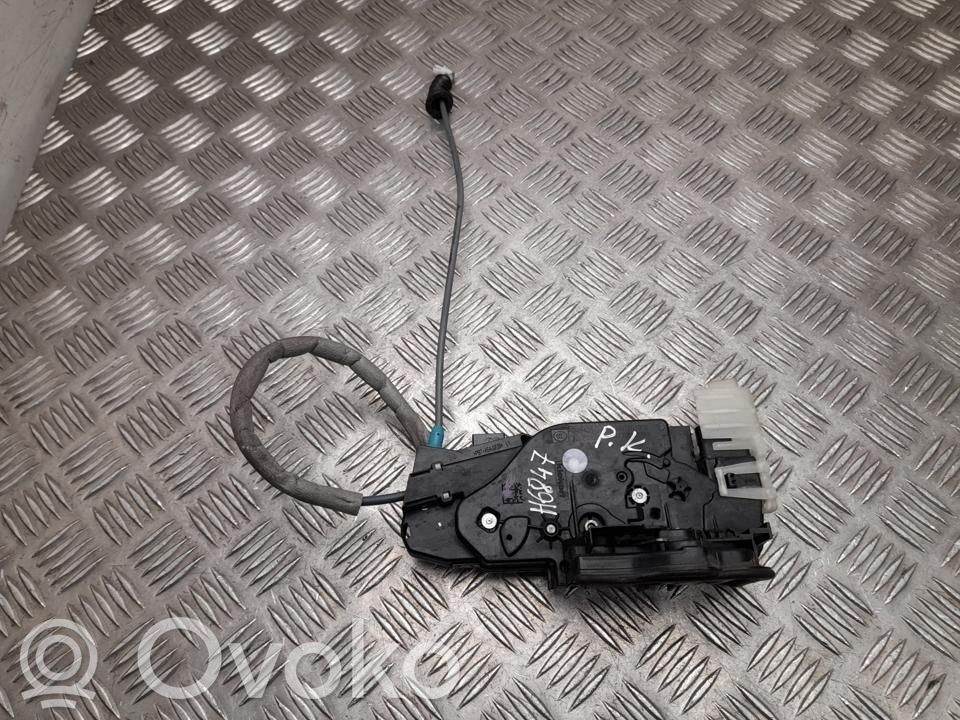 Mercedes-Benz A W177 Zamek drzwi przednich 