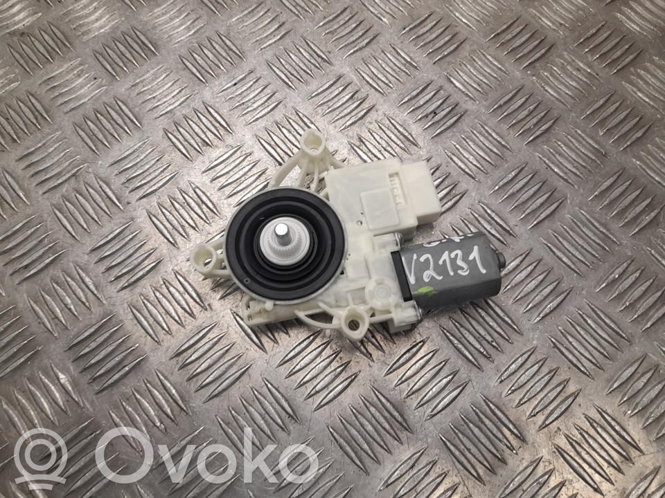 BMW X5 G05 Silniczek podnoszenia szyby drzwi tylnych 