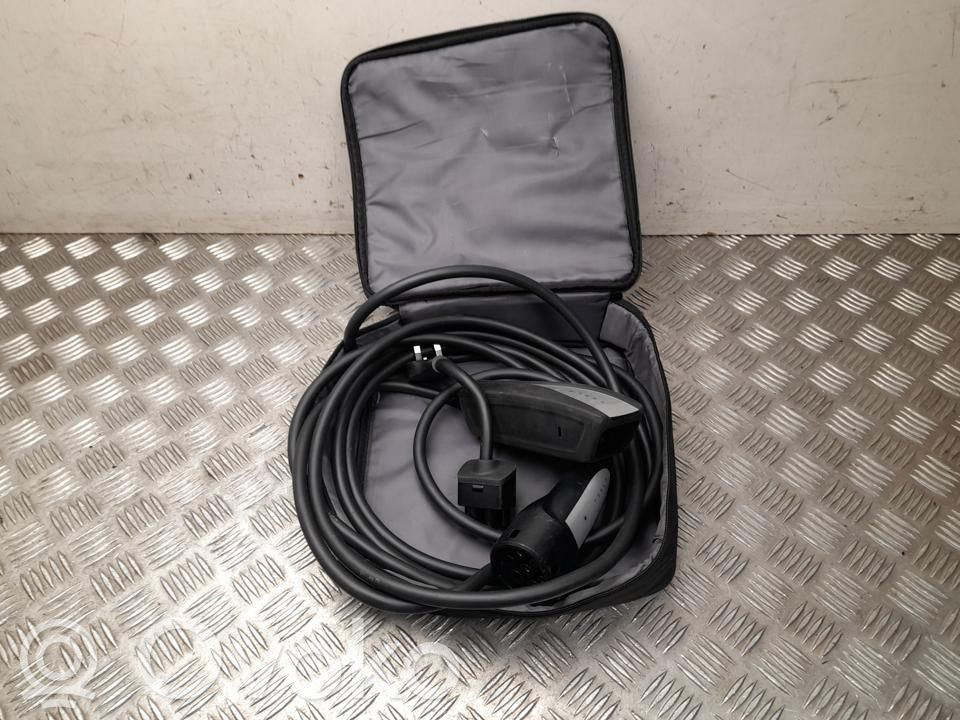 Tesla Model 3 Ladekabel für Elektroautos 