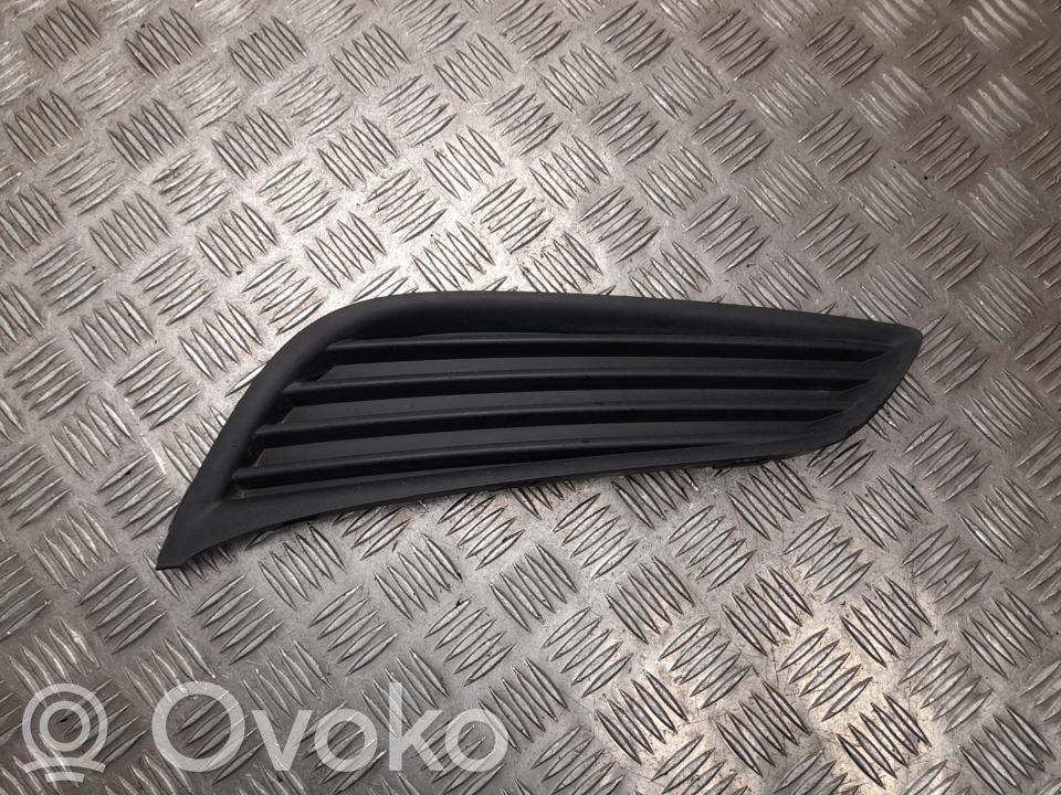 Opel Astra K Etusäleikkö 