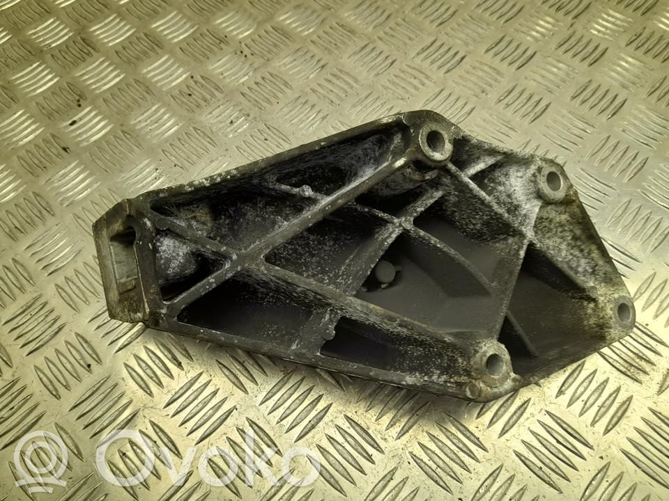 BMW X5 G05 Engine mounting bracket 