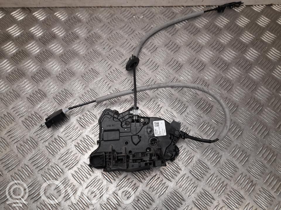 Volkswagen Taigo Etuoven lukko 