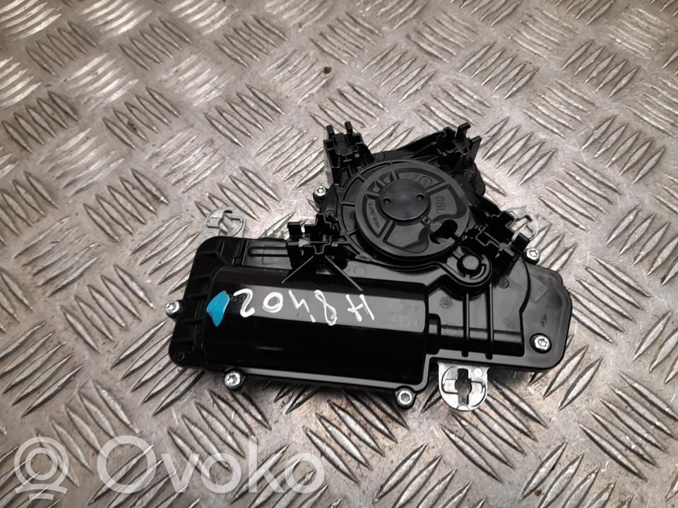 Audi e-tron Aizmugurējā pārsega pievilcējs 